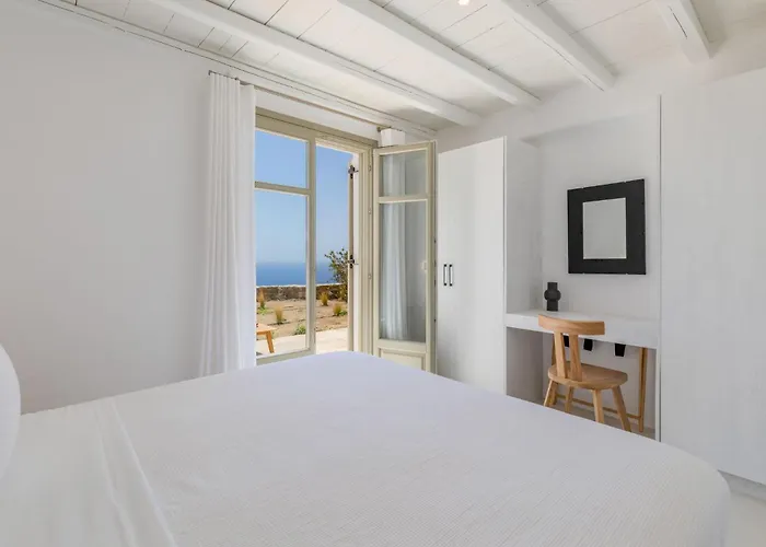 Renovated Luxury Oceanview With Pool In Mykonos וילה *