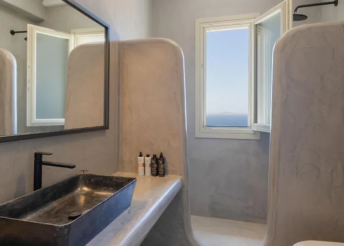 Renovated Luxury Oceanview With Pool In Mykonos וילה *