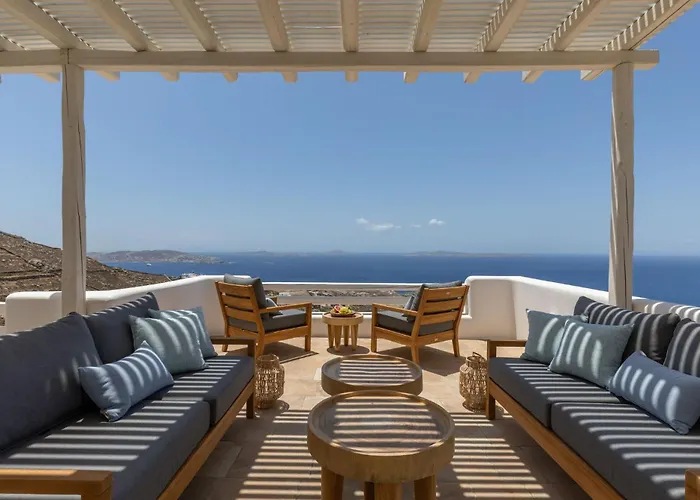 Renovated Luxury Oceanview With Pool In Mykonos